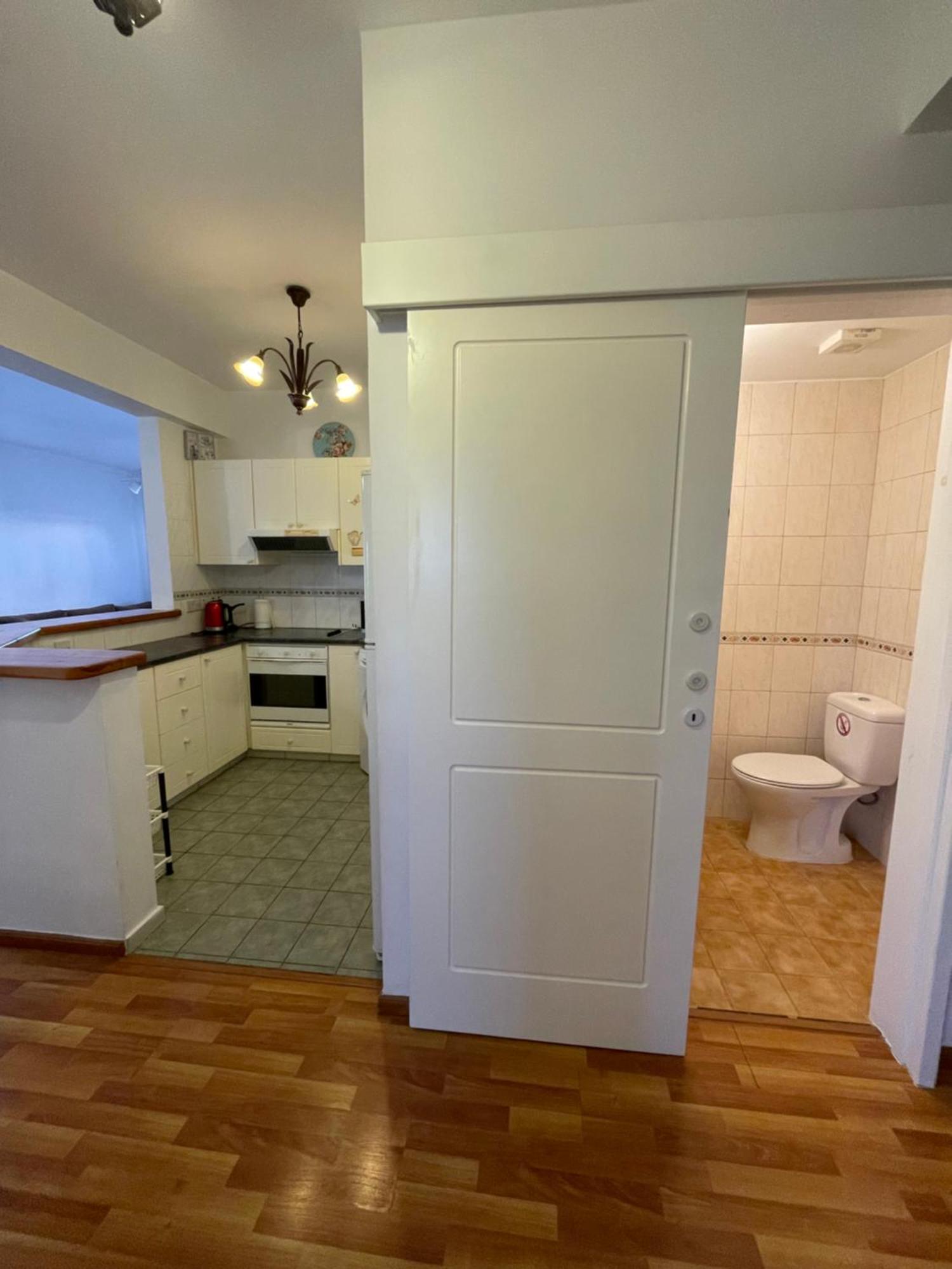 Limnaria Gardens Two Bedroom Apartment With Balcony Paphos Bagian luar foto